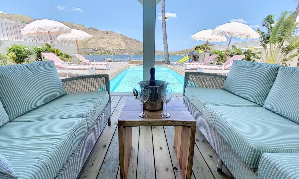 Photo of Outdoor in Cul de Sac