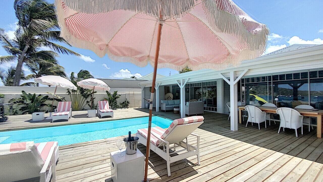 Photo of Outdoor in Cul de Sac