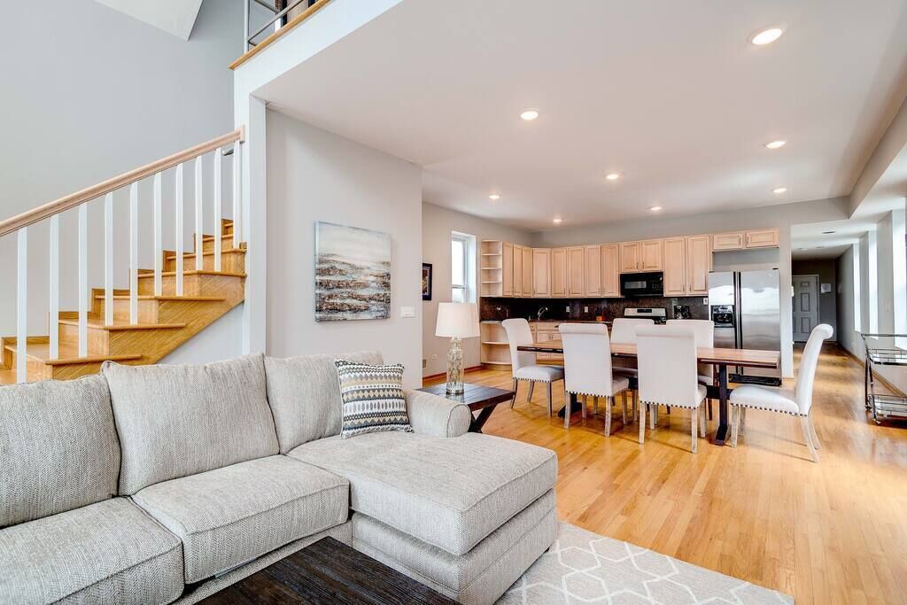 Photo of Livingroom in Pulaski Park