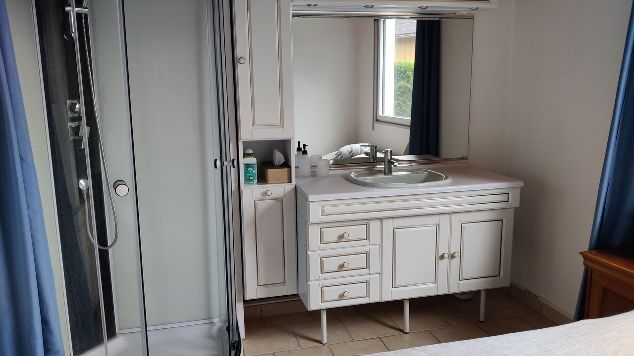 Photo of Bathroom in Cabourg