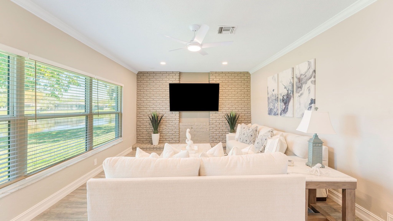 Photo of Livingroom in Whitfield