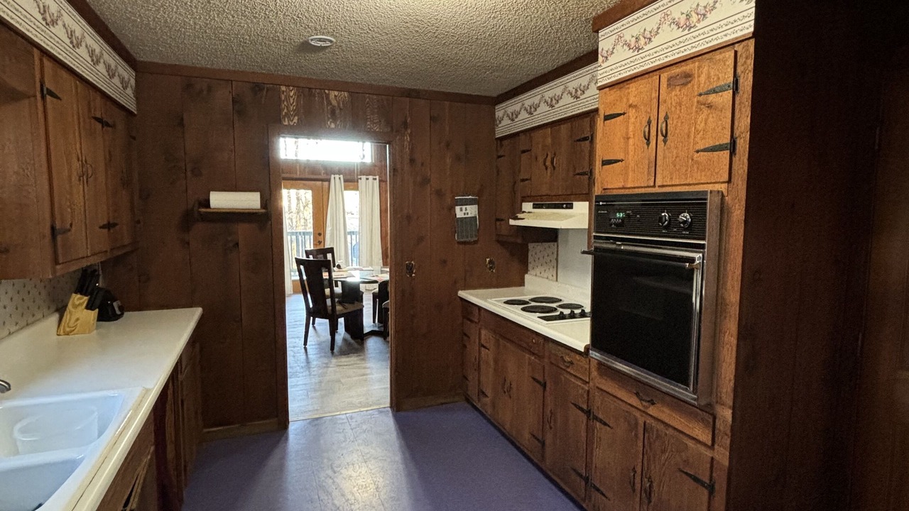 Photo of Kitchen in Chatsworth