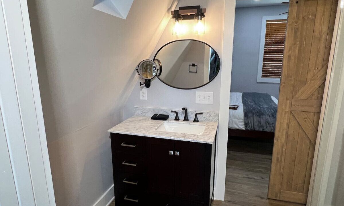 Photo of Bathroom in Seneca
