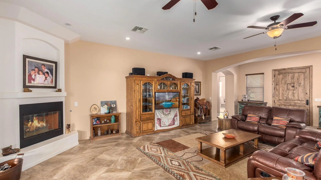Photo of Livingroom in Rio Verde Foothills