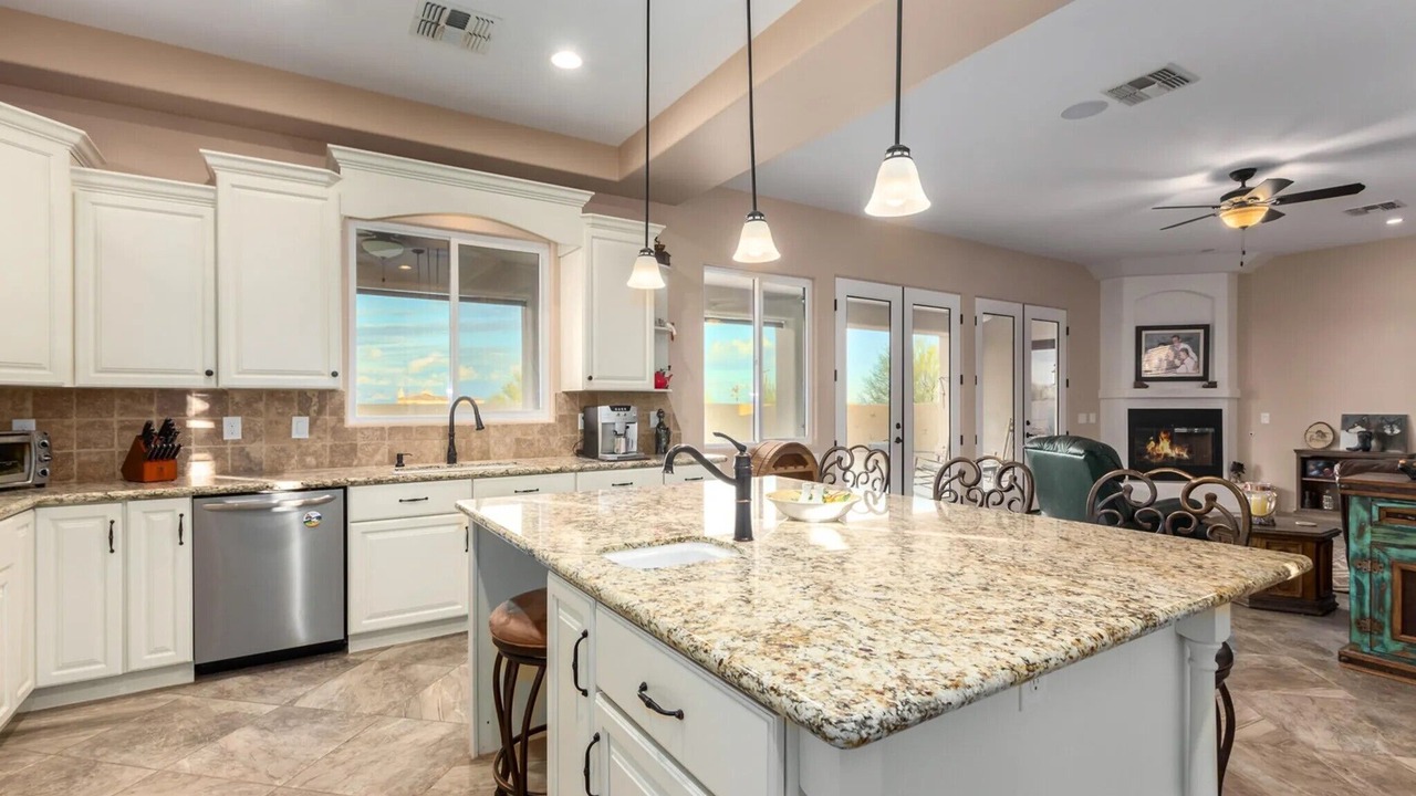 Photo of Kitchen in Rio Verde Foothills