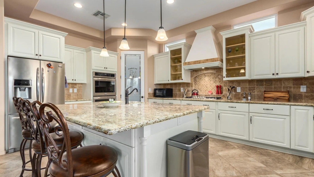 Photo of Kitchen in Rio Verde Foothills