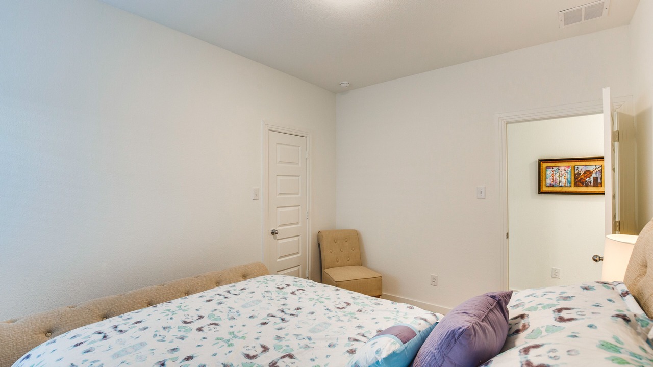 Photo of Bedroom in Royse City