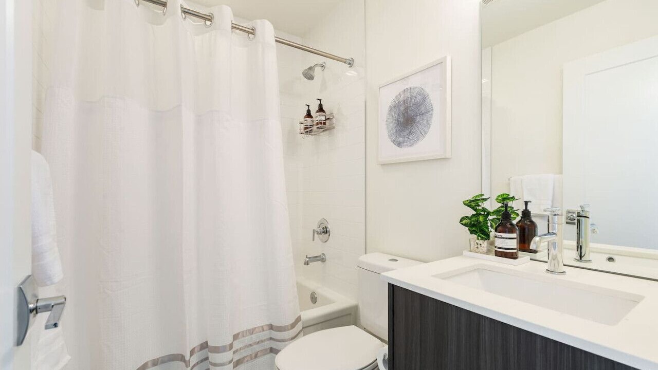 Photo of Bathroom in Broadway