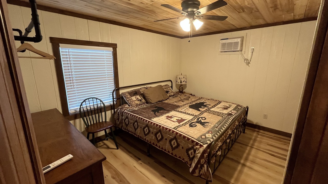 Photo of Bedroom in Burneyville