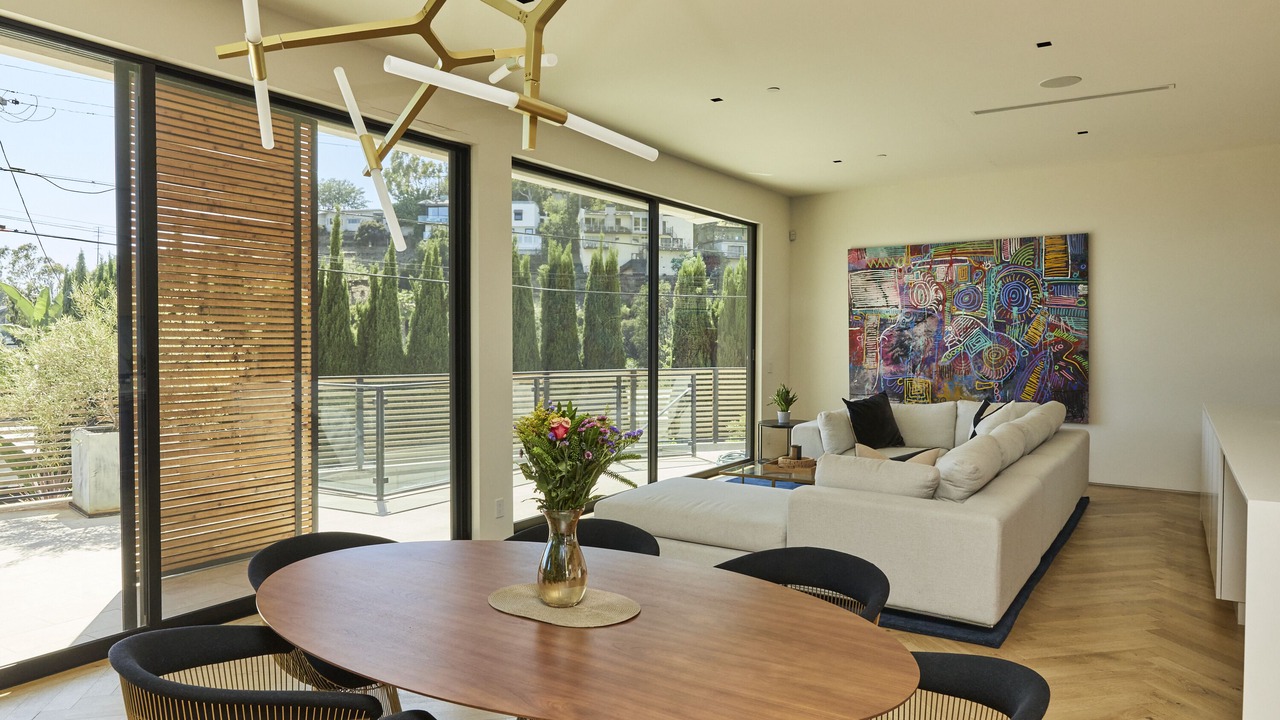 Photo of Others in Hollywood Hills West