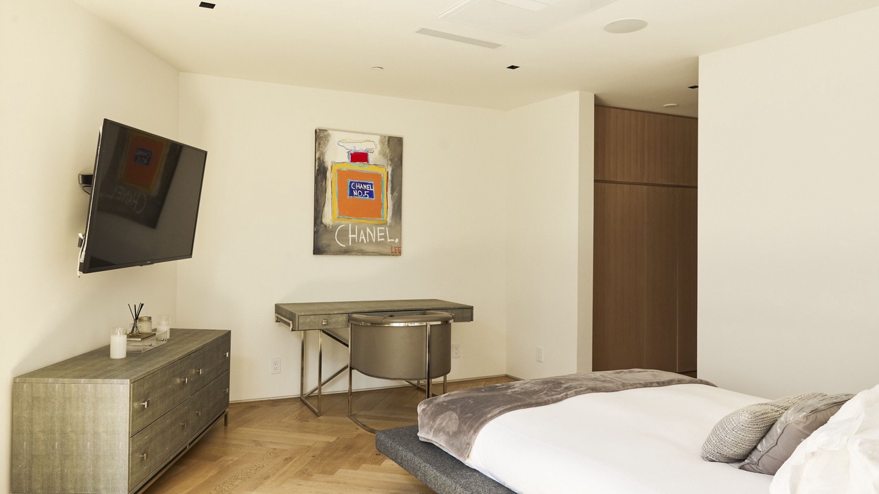 Photo of Bedroom in Hollywood Hills West