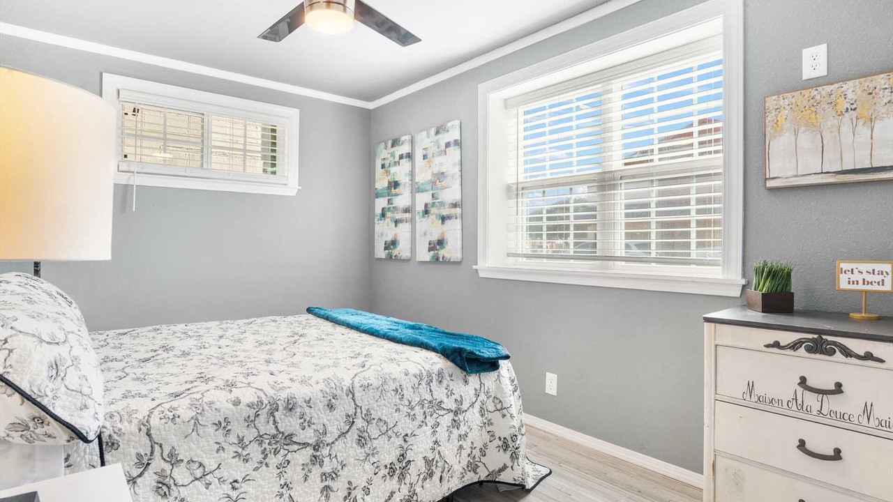 Photo of Bedroom in Bandera