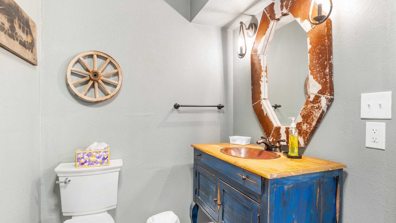 Photo of Bathroom in Bandera