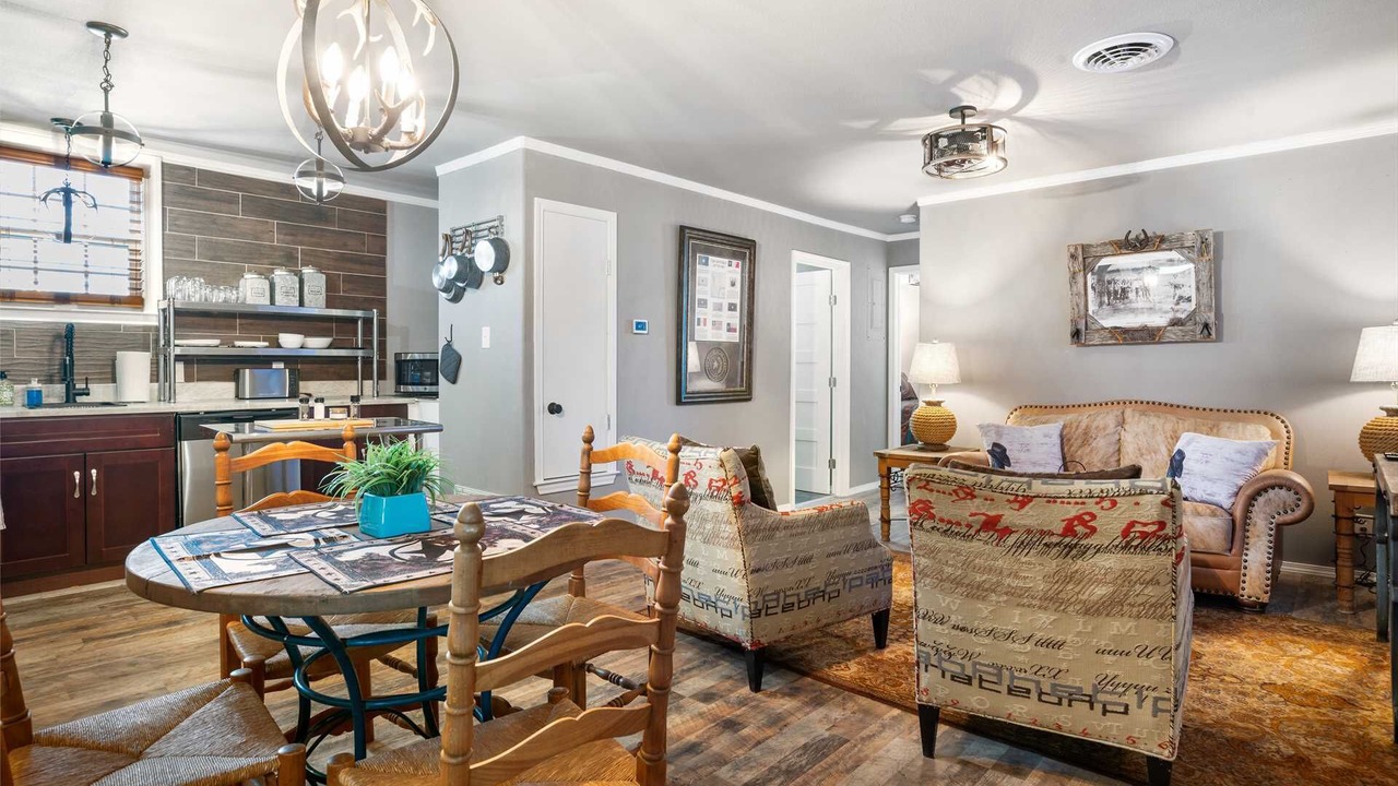 Photo of Livingroom in Bandera