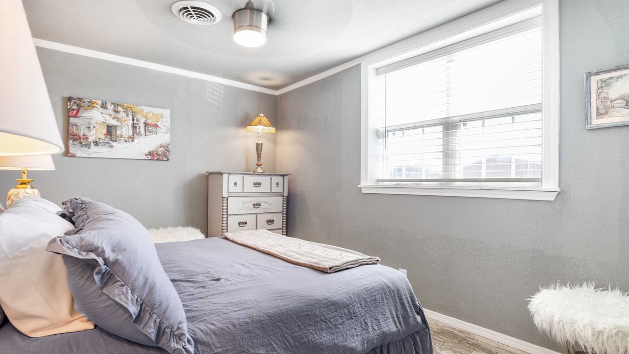 Photo of Bedroom in Bandera