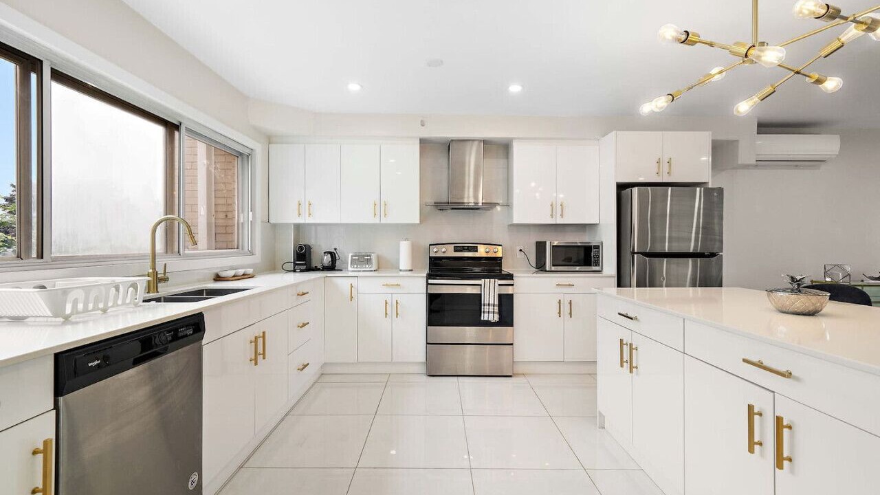 Photo of Kitchen in Cote-Saint-Luc