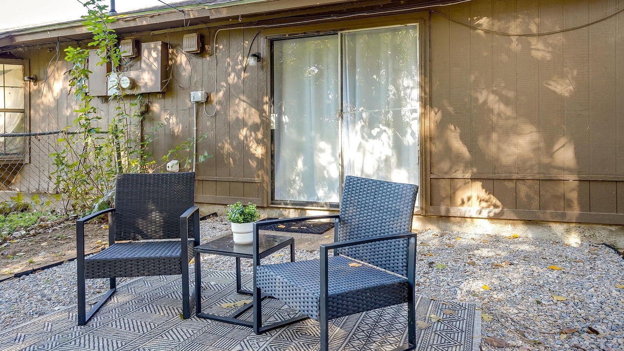 Photo of Patio Balcony in River Oaks