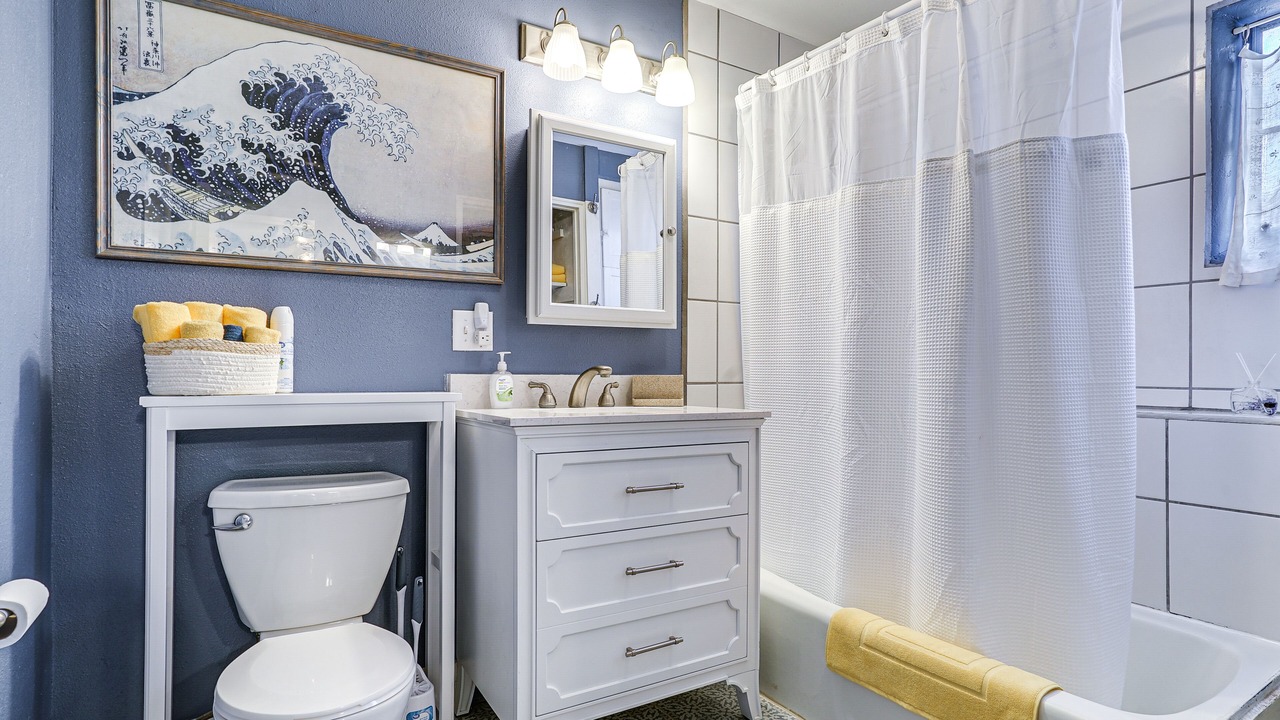 Photo of Bathroom in Truth or Consequences