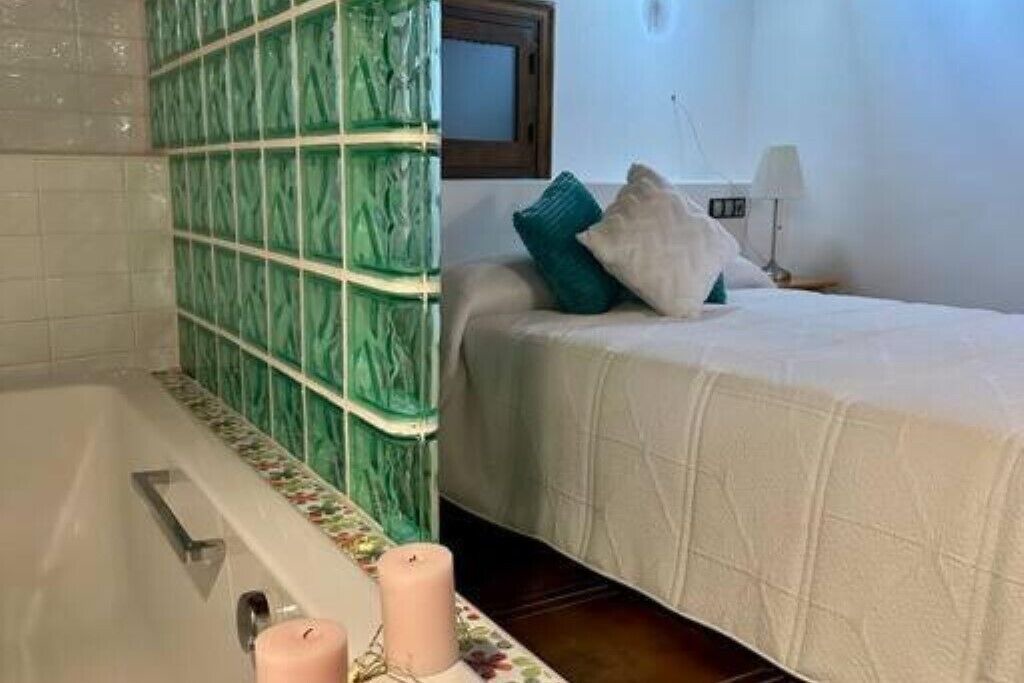 Photo of Bedroom in Otos