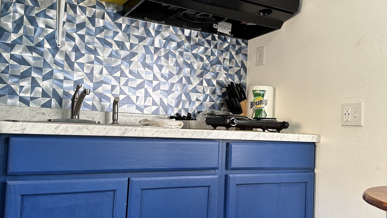 Photo of Kitchen in Dinosaur