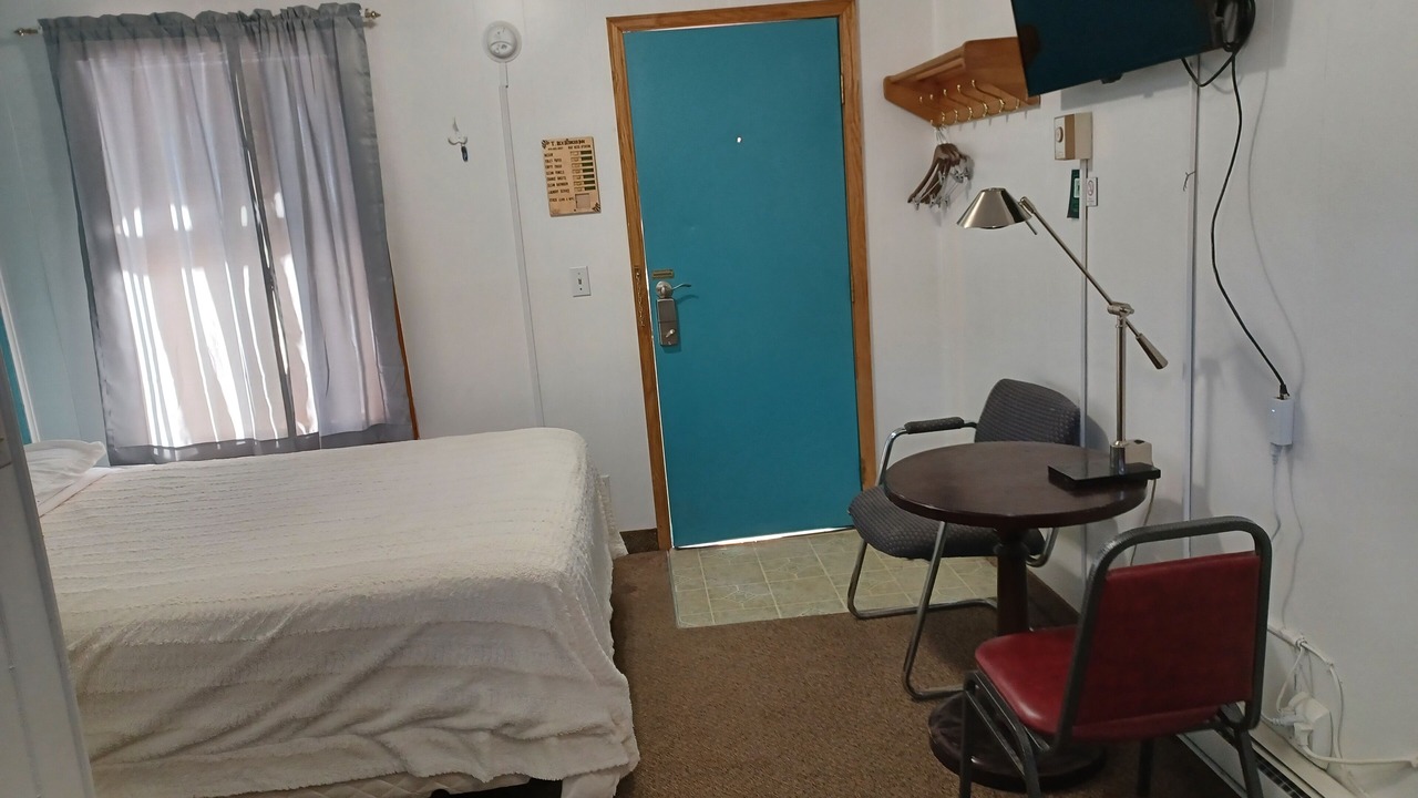 Photo of Bedroom in Dinosaur