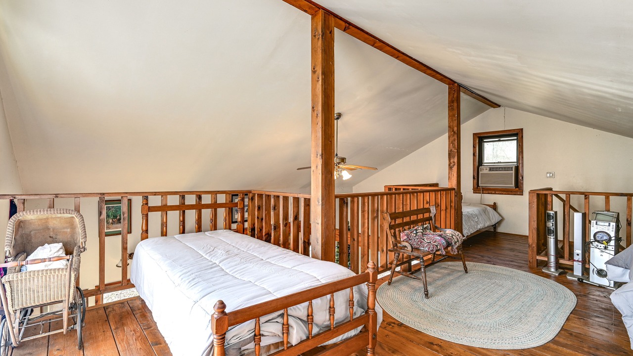 Photo of Bedroom in Mount Union