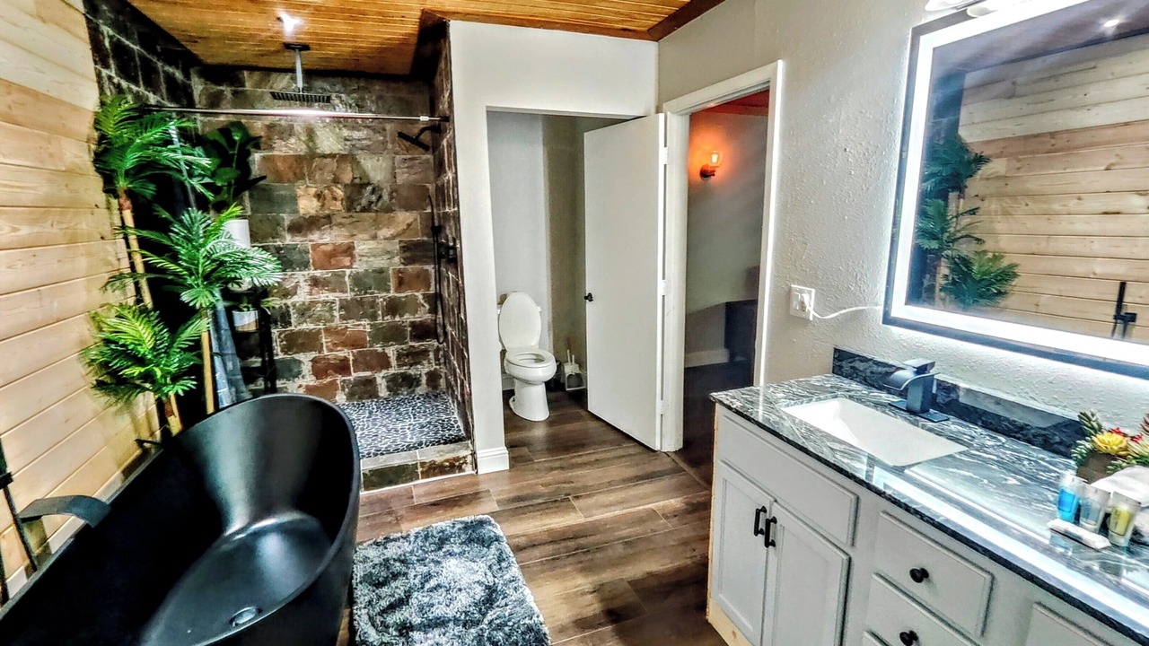 Photo of Bathroom in Gordonville