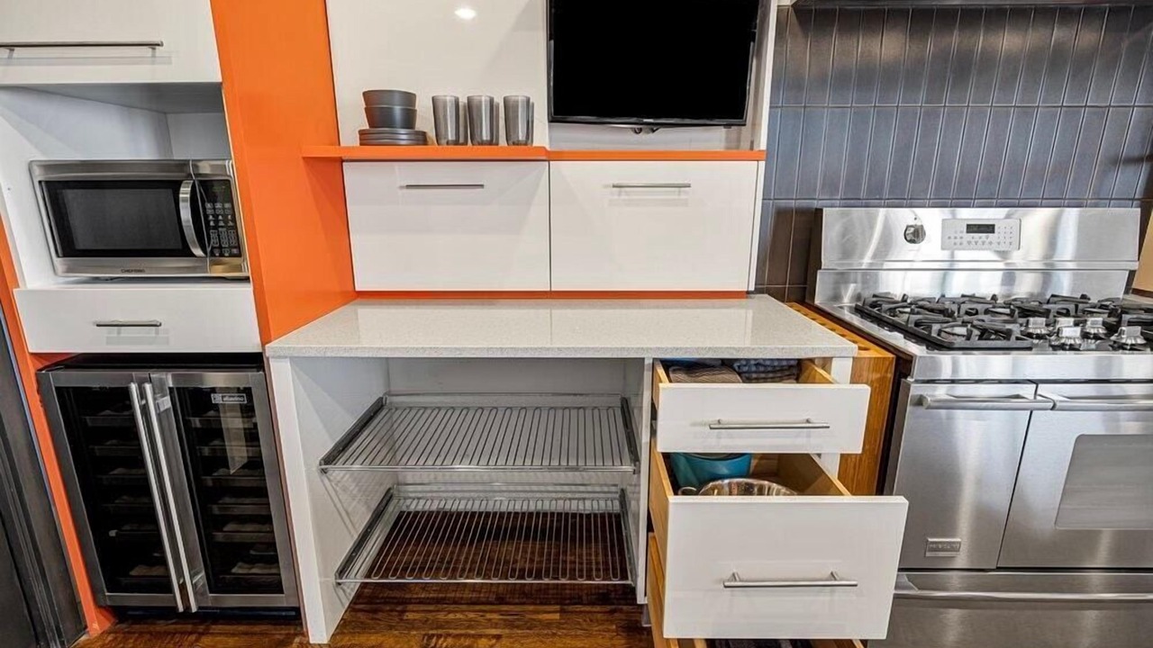 Photo of Others in Cherry Street