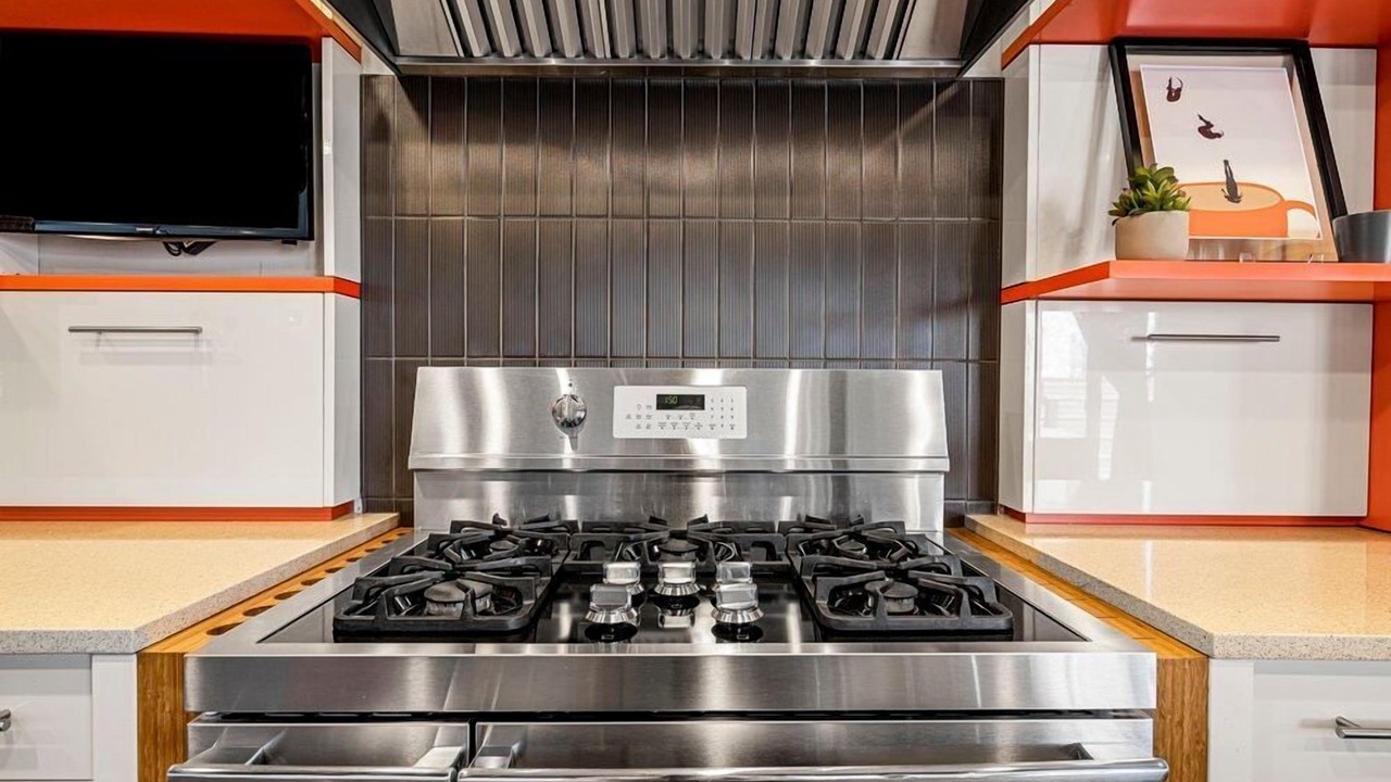 Photo of Others in Cherry Street