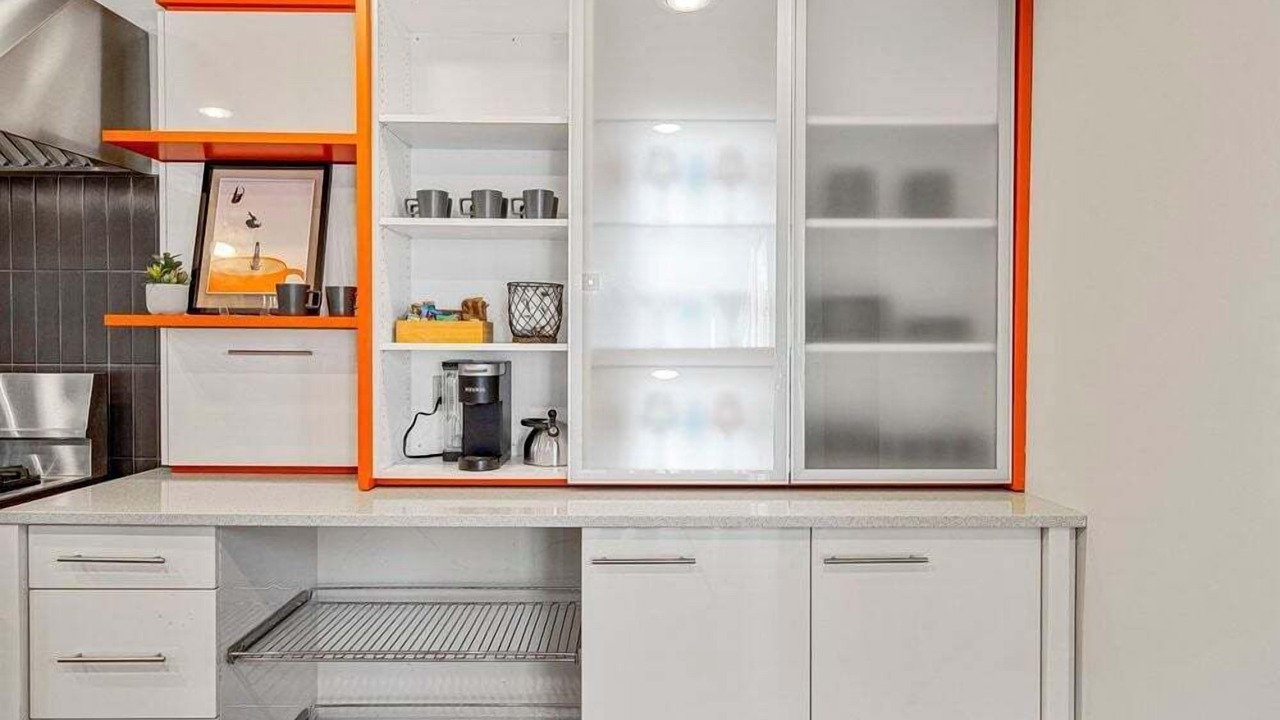 Photo of Others in Cherry Street