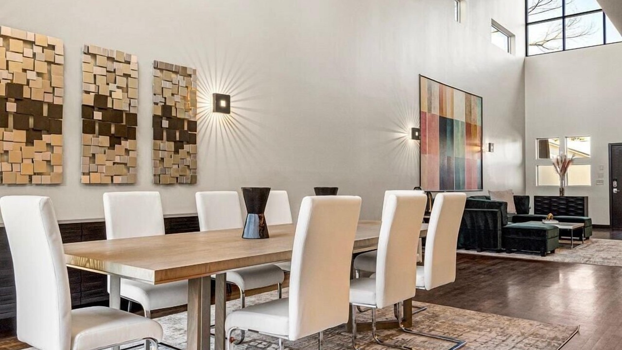 Photo of Others in Cherry Street