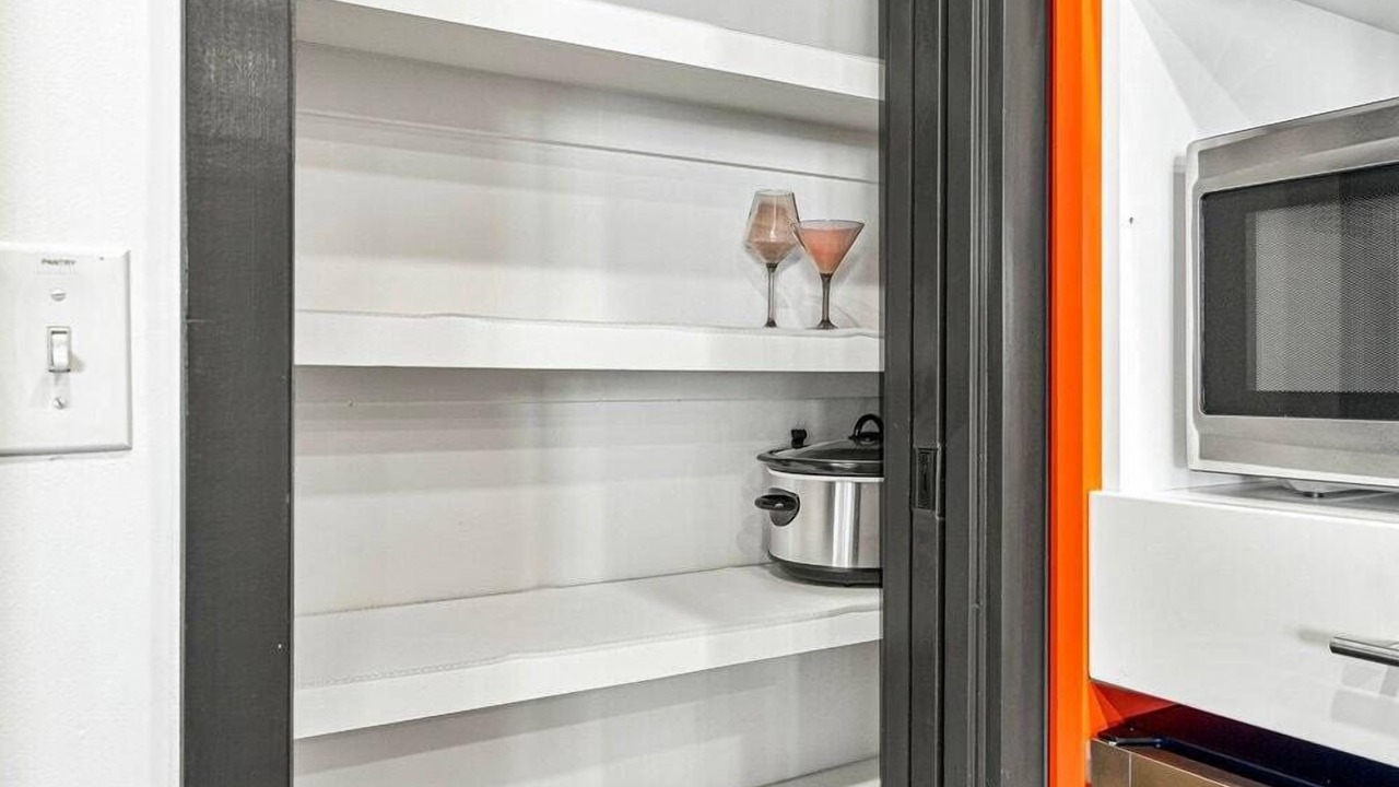 Photo of Others in Cherry Street