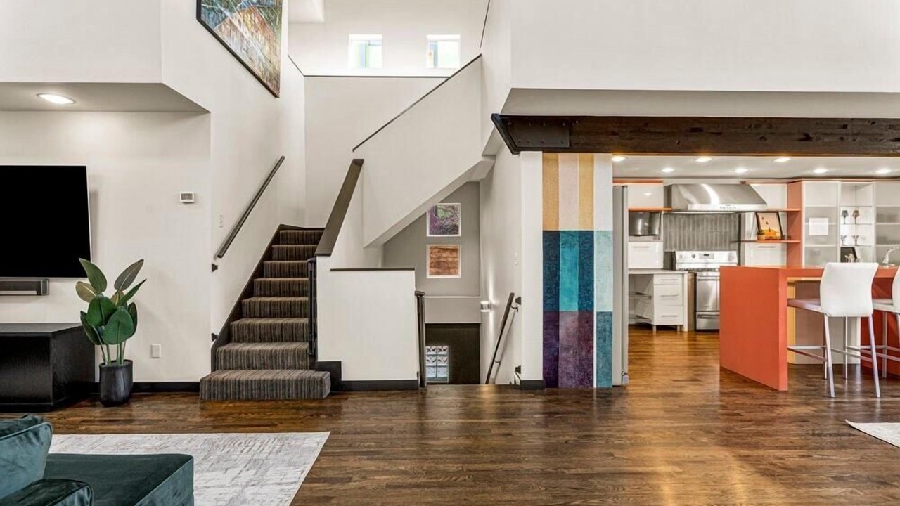 Photo of Others in Cherry Street