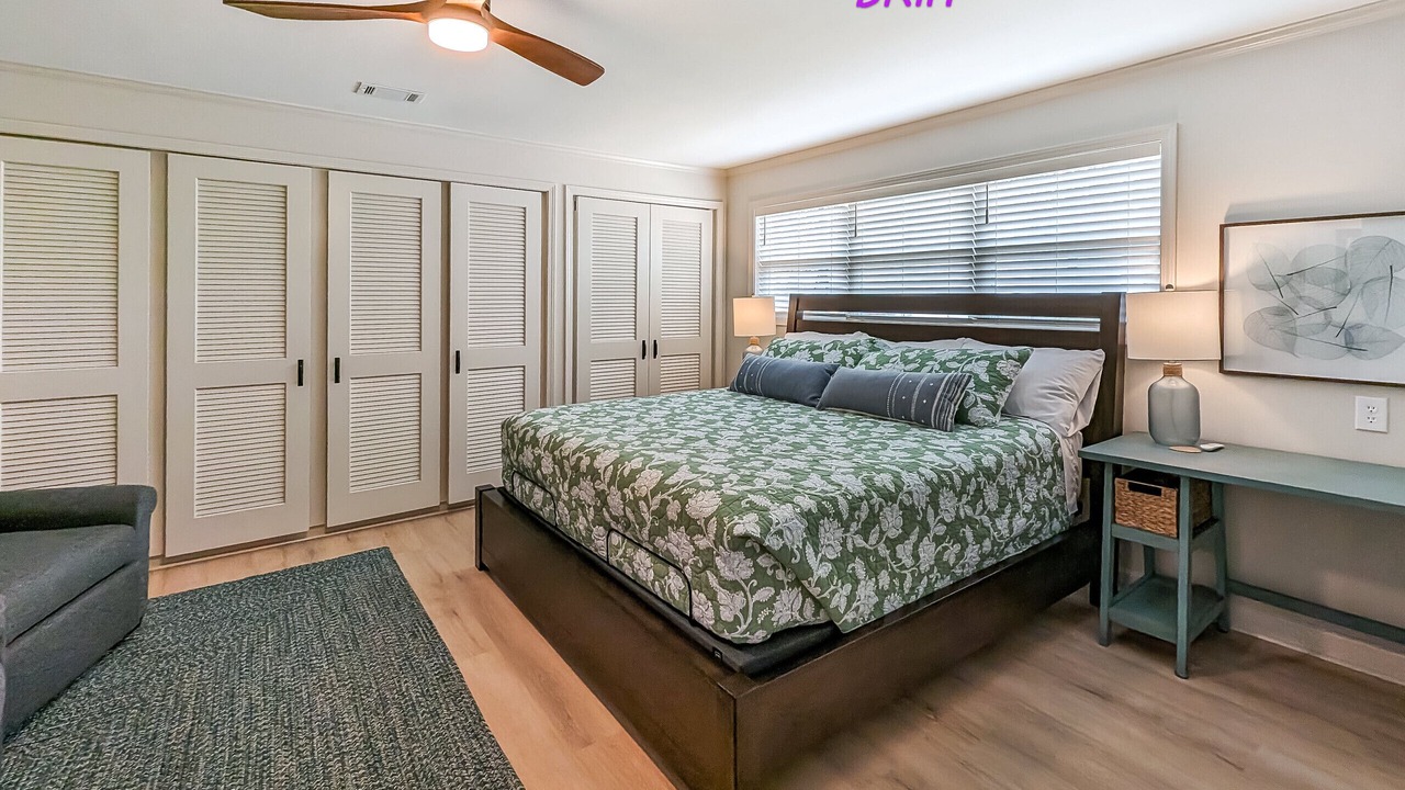 Photo of Bedroom in Clinton