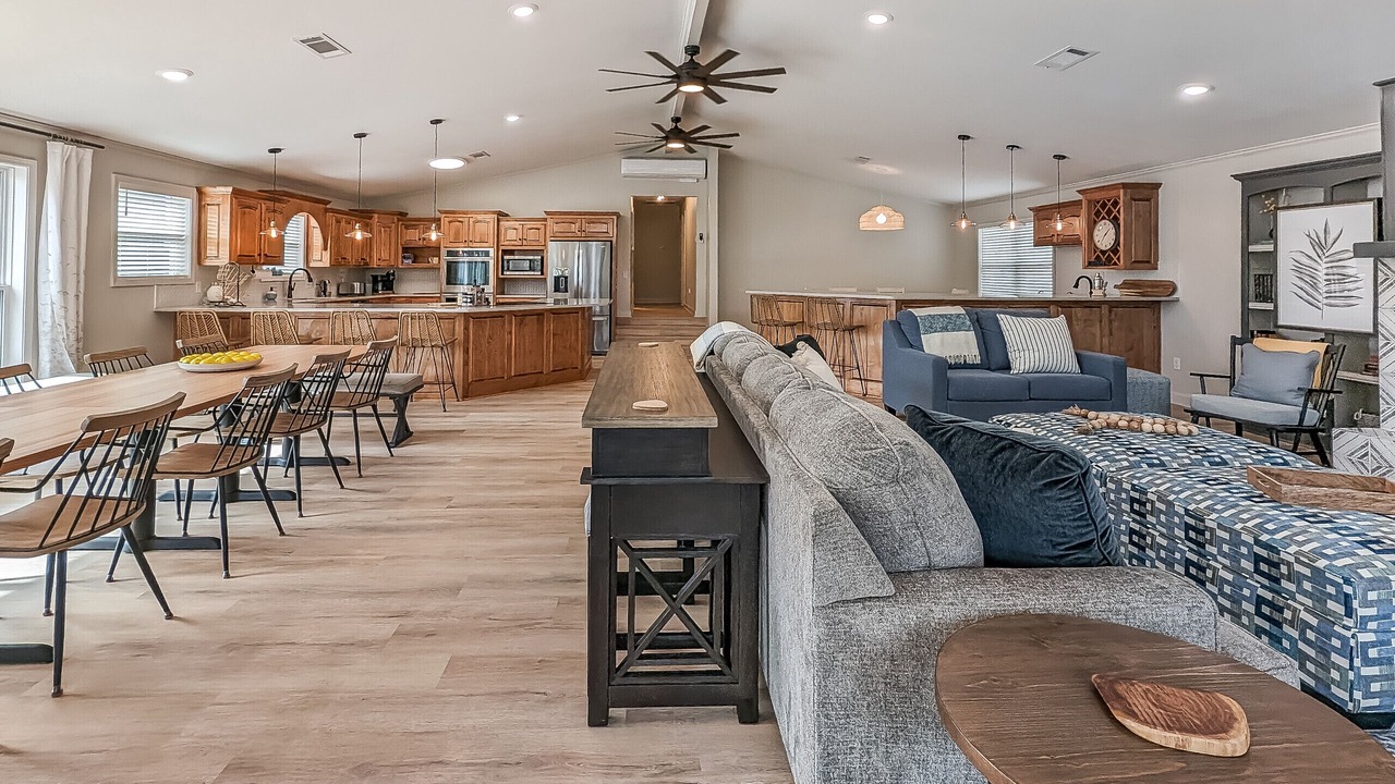 Photo of Livingroom in Clinton