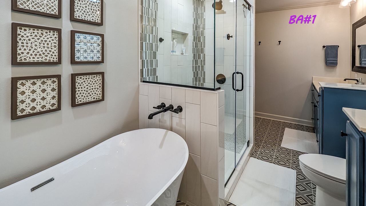 Photo of Bathroom in Clinton