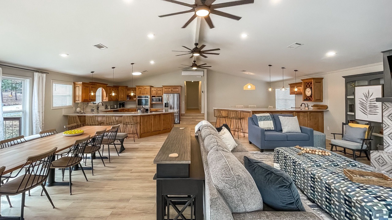 Photo of Livingroom in Clinton