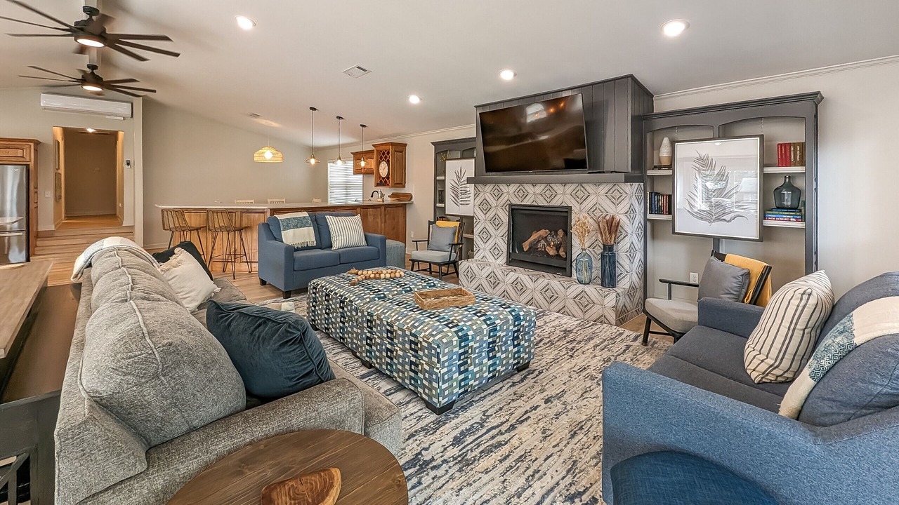 Photo of Livingroom in Clinton
