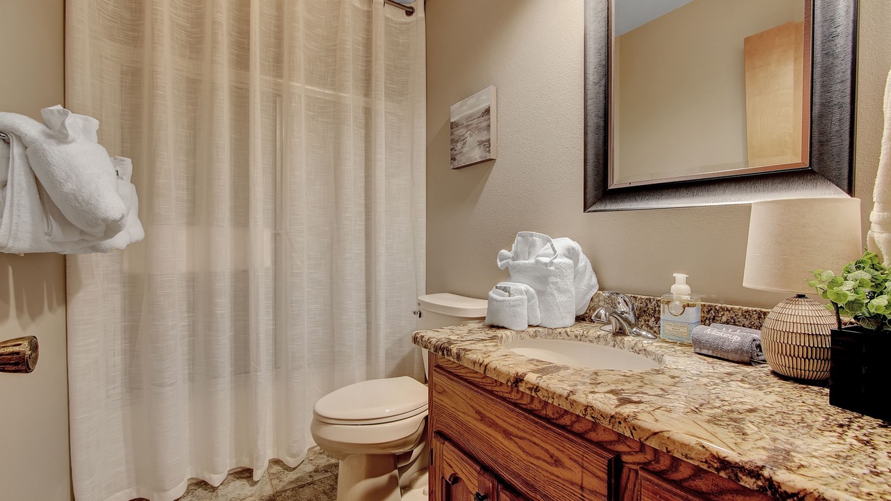 Photo of Bathroom in Mount Ida