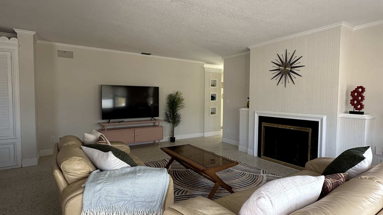 Photo of Livingroom in Whitfield