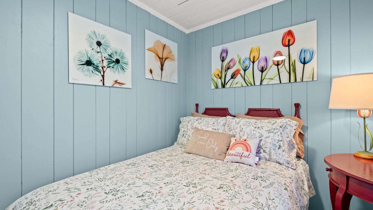 Photo of Bedroom in Windy Hill