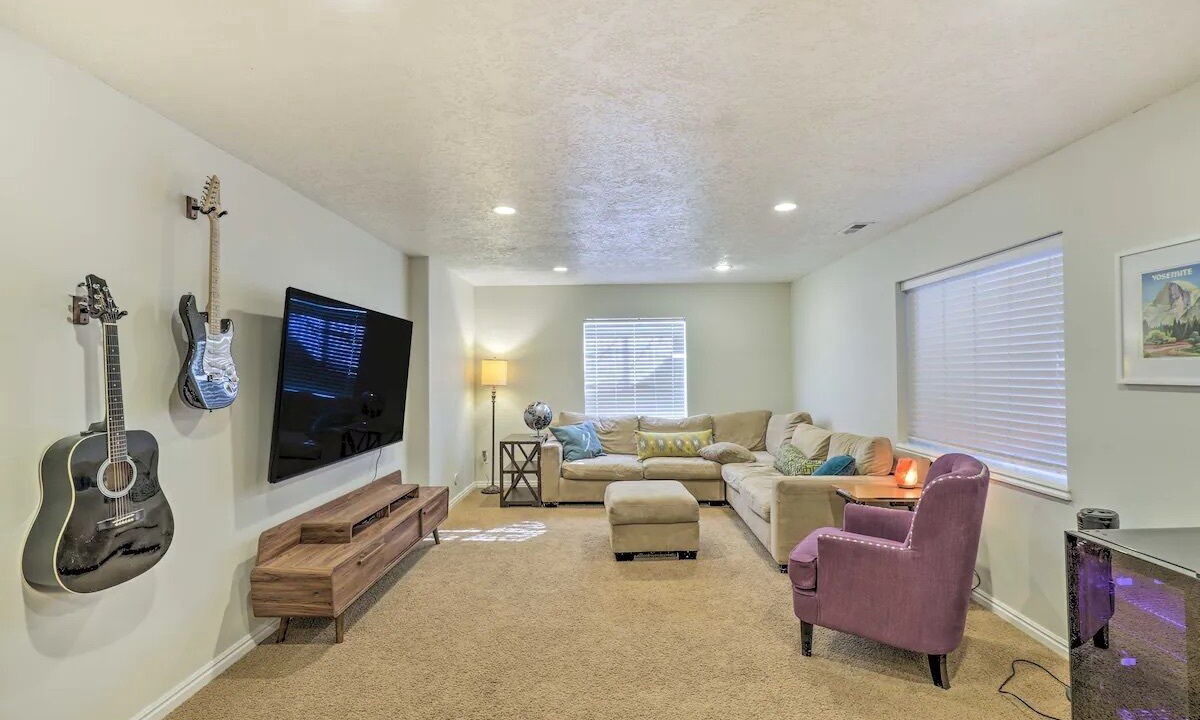 Photo of Livingroom in Bonneville