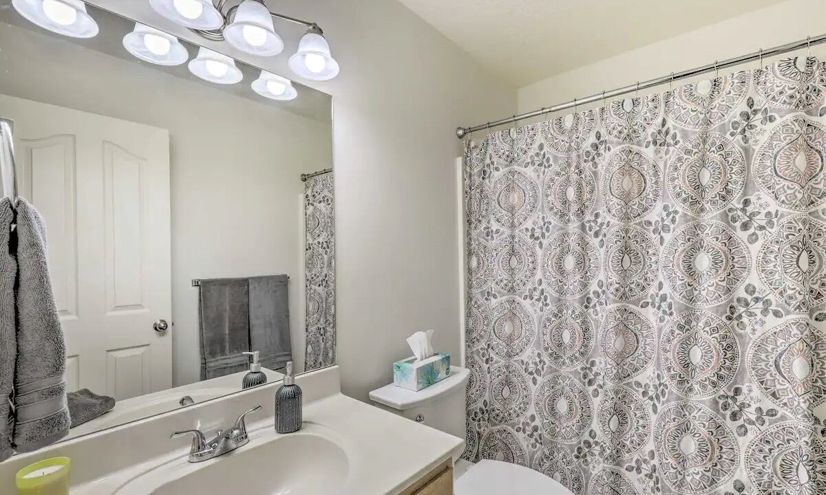 Photo of Bathroom in Bonneville