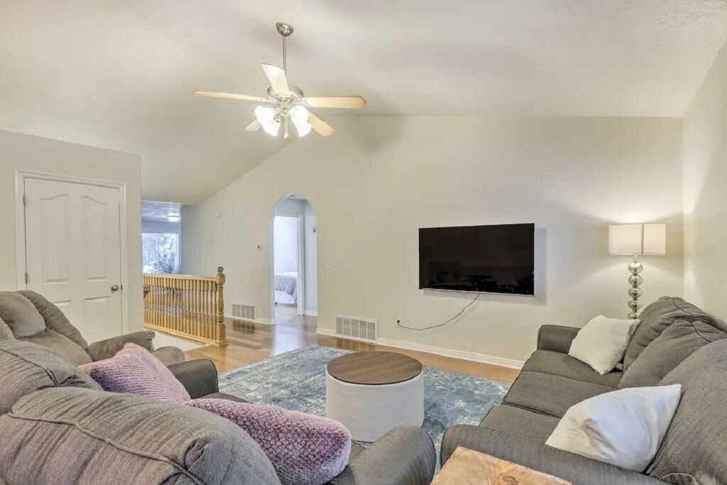 Photo of Livingroom in Bonneville
