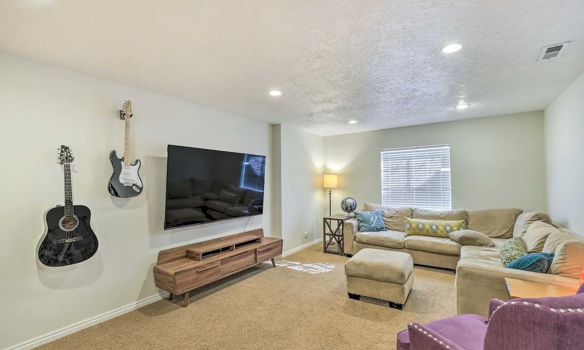 Photo of Livingroom in Bonneville