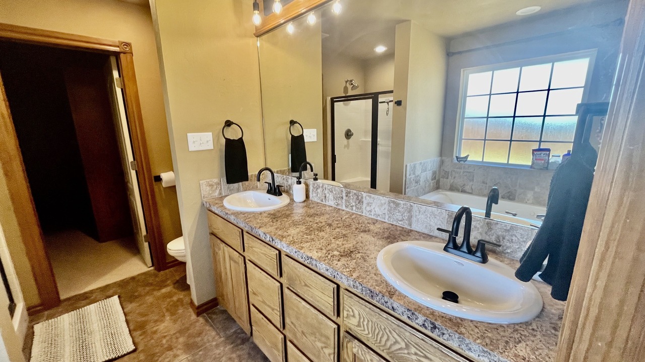 Photo of Bathroom in Elgin