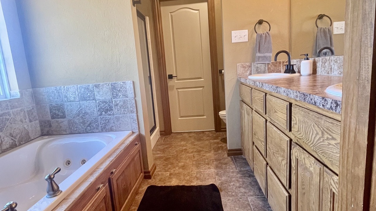 Photo of Bathroom in Elgin