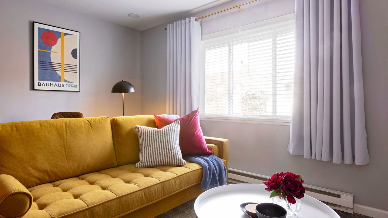 Photo of Livingroom in Tower Grove East