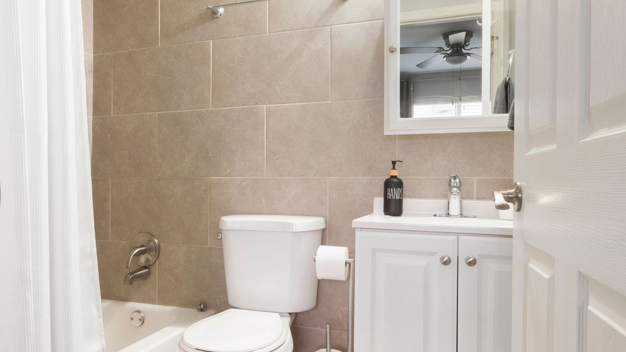 Photo of Bathroom in Tower Grove East