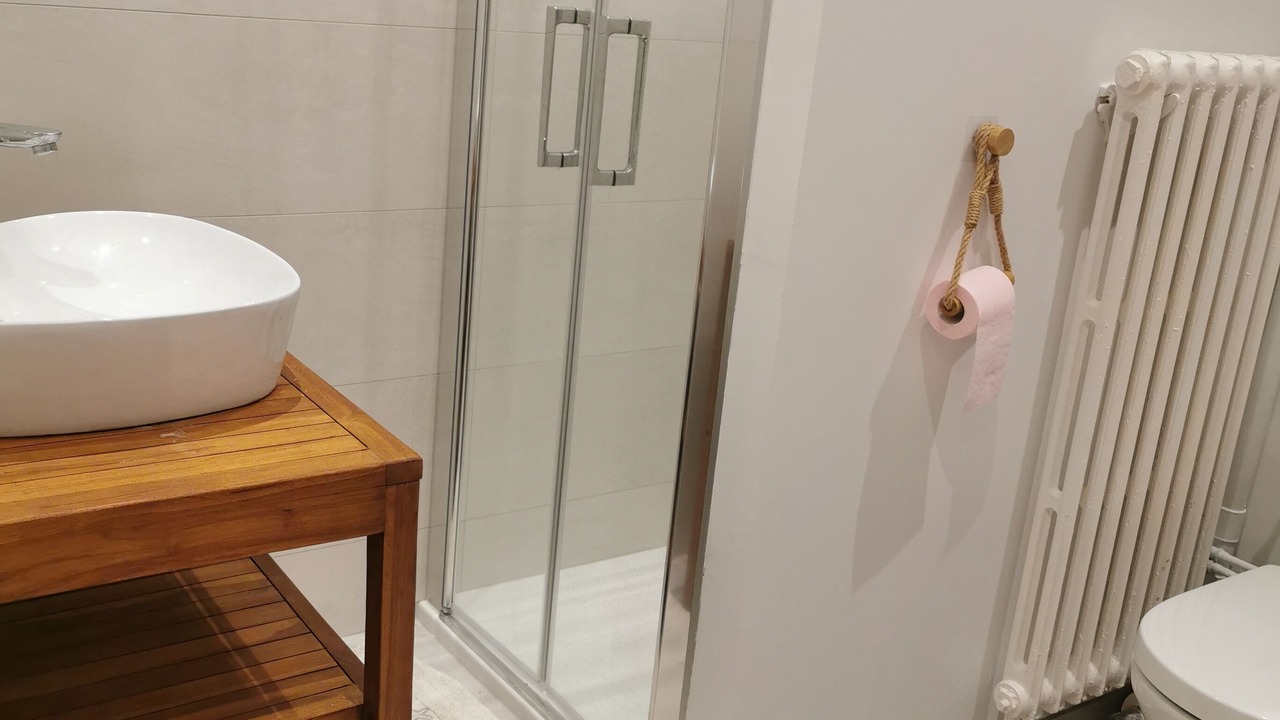 Photo of Bathroom in Courseulles-sur-Mer
